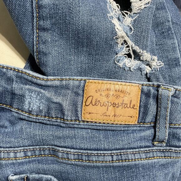 Aeropostale Bayla Size 6 Distressed Skinny Jeans - Picture 8 of 8